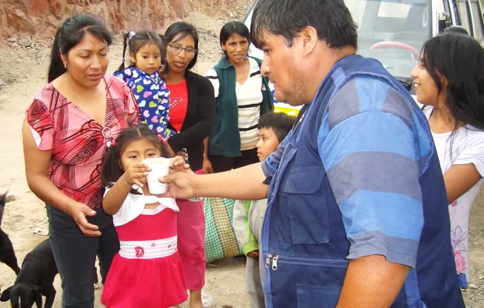 emaus ayudanos a ayudar donaciones